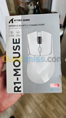 Attack Shark R1 Souris Bluetooth Sans Fil Wireless / Wired Gaming Mouse 18000 Dpi 1000 Hz PC