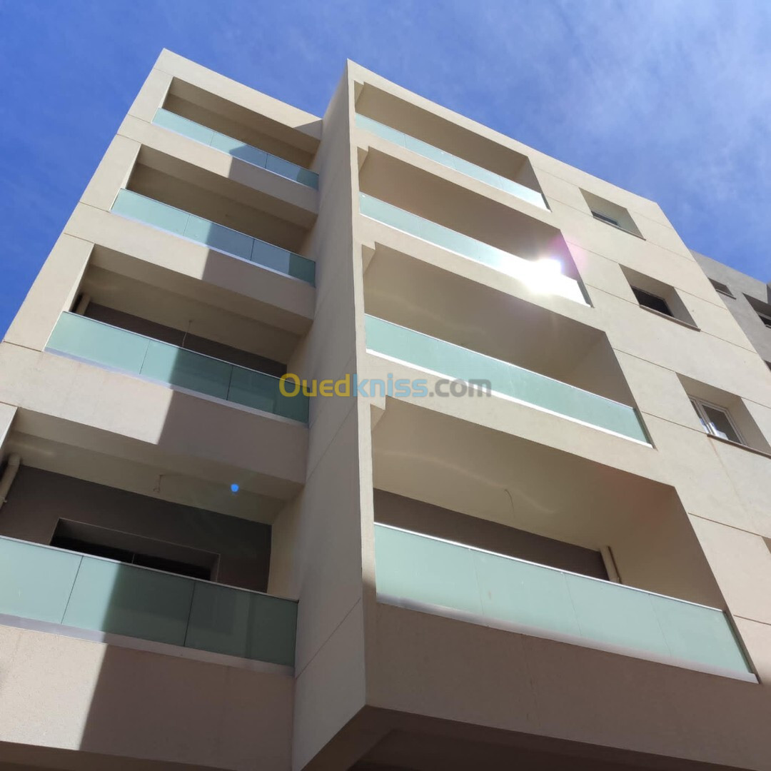 Vente Appartement F2 Alger Bordj el kiffan