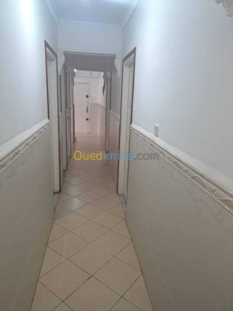 Vente Appartement F5 Alger Cheraga