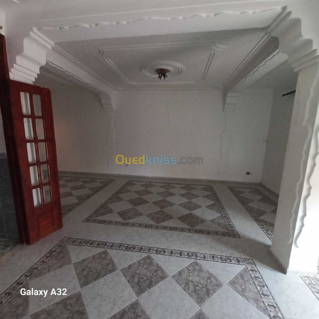 Location Appartement F2 Alger Ain benian