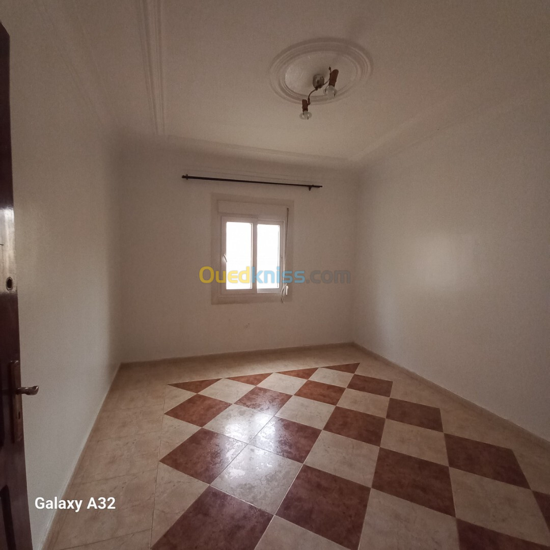 Location Appartement F2 Alger Ain benian