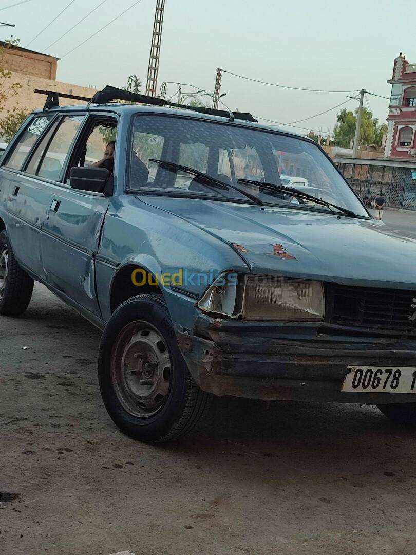 Peugeot 305 1984 305