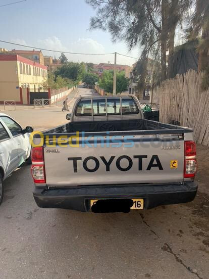 Toyota Hilux 2016 LEGEND SC 4x2