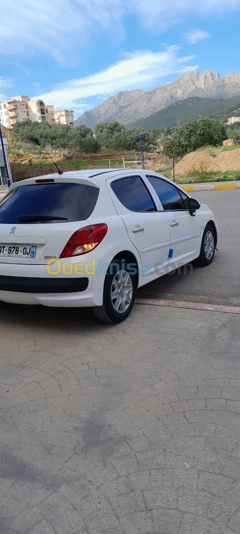 Peugeot 207 plus 2013 207 plus