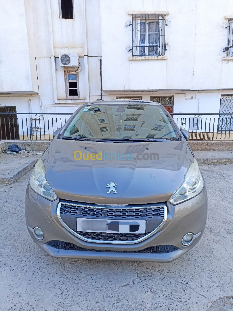 Peugeot 208 2013 Allure