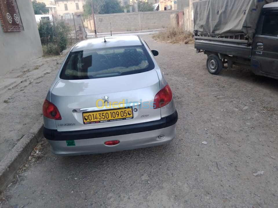 Peugeot 206 Sedan 2009 206 Sedan