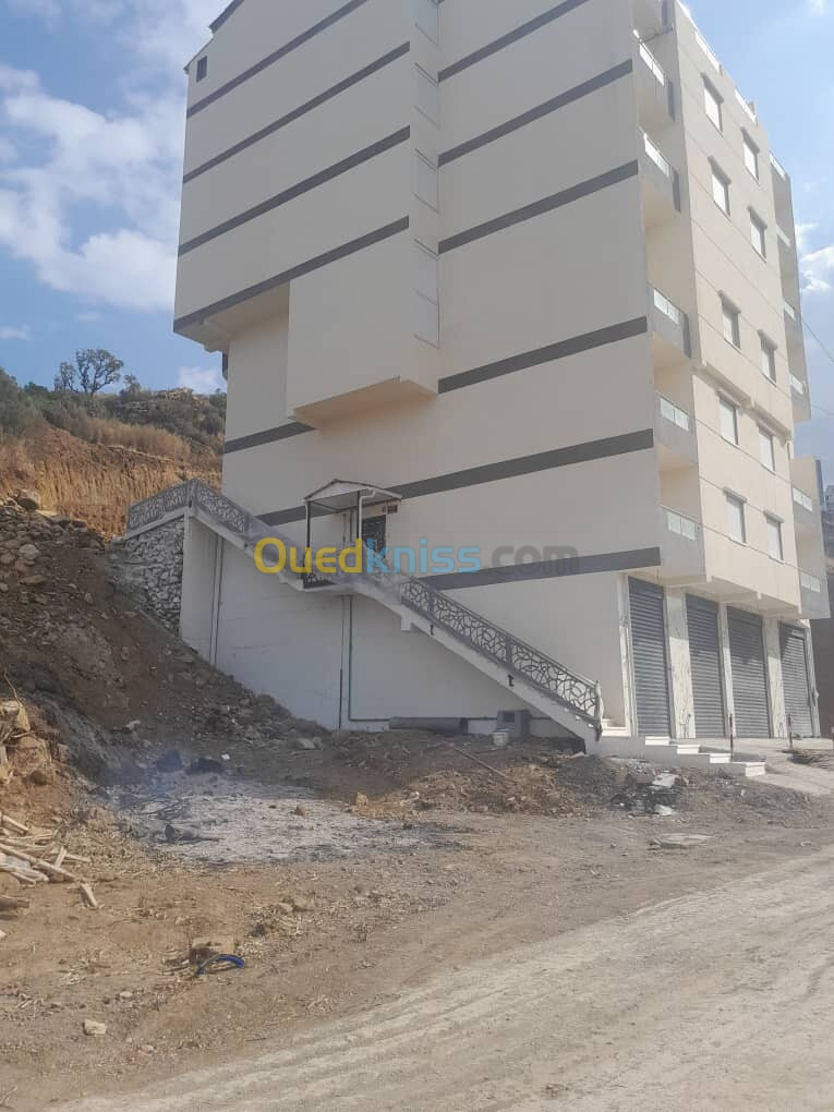 Vente Appartement F2 Tizi Ouzou Tigzirt