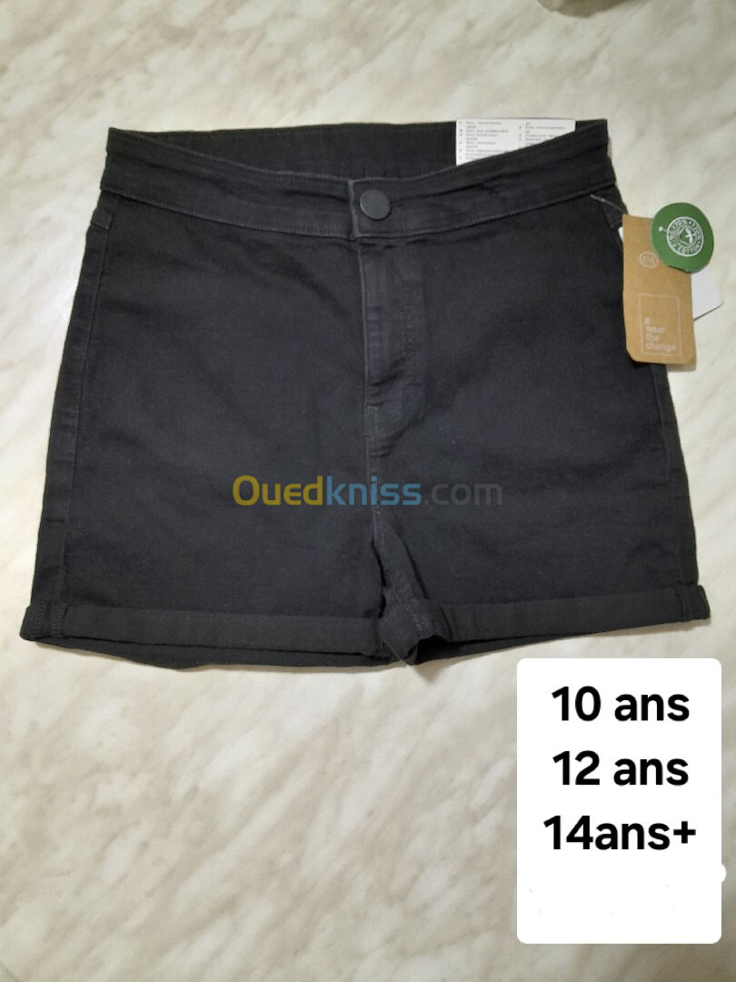 Short fille marque C&A