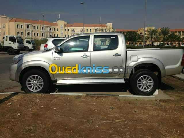 Pick-up 4x4 - prix imbatable!! 3500 DA