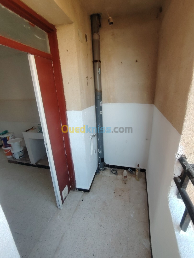 Location Appartement F3 Boumerdès Corso