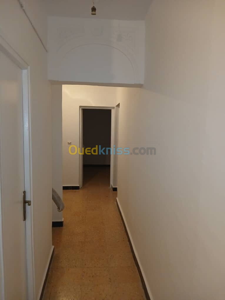 Location Appartement F4 Boumerdès Boumerdes