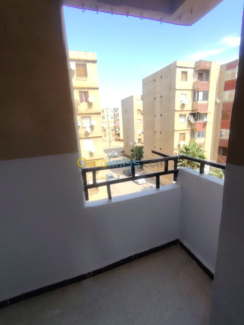 Location Appartement F3 Boumerdès Corso