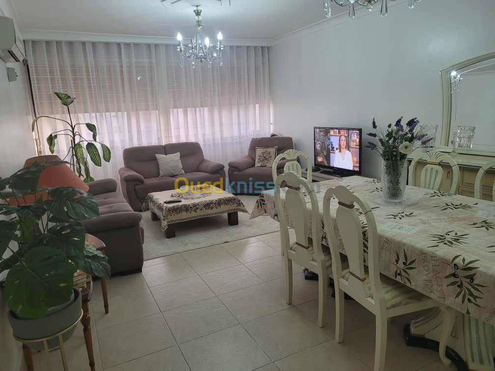 Vente Appartement F5 Annaba Annaba