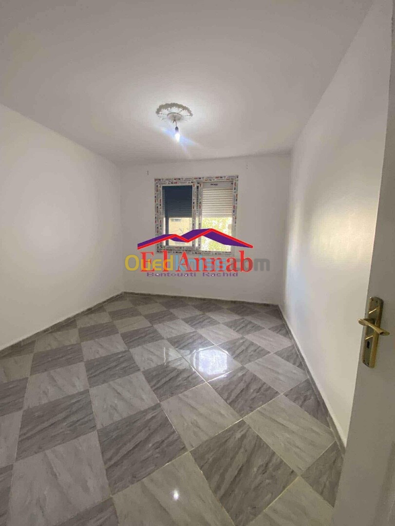 Location Appartement F4 Annaba Annaba