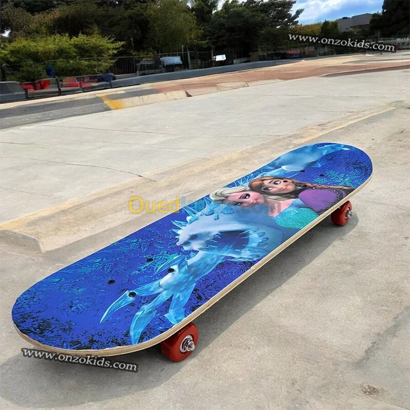 Skateboard, Planche de roulettes en bois pour adulte