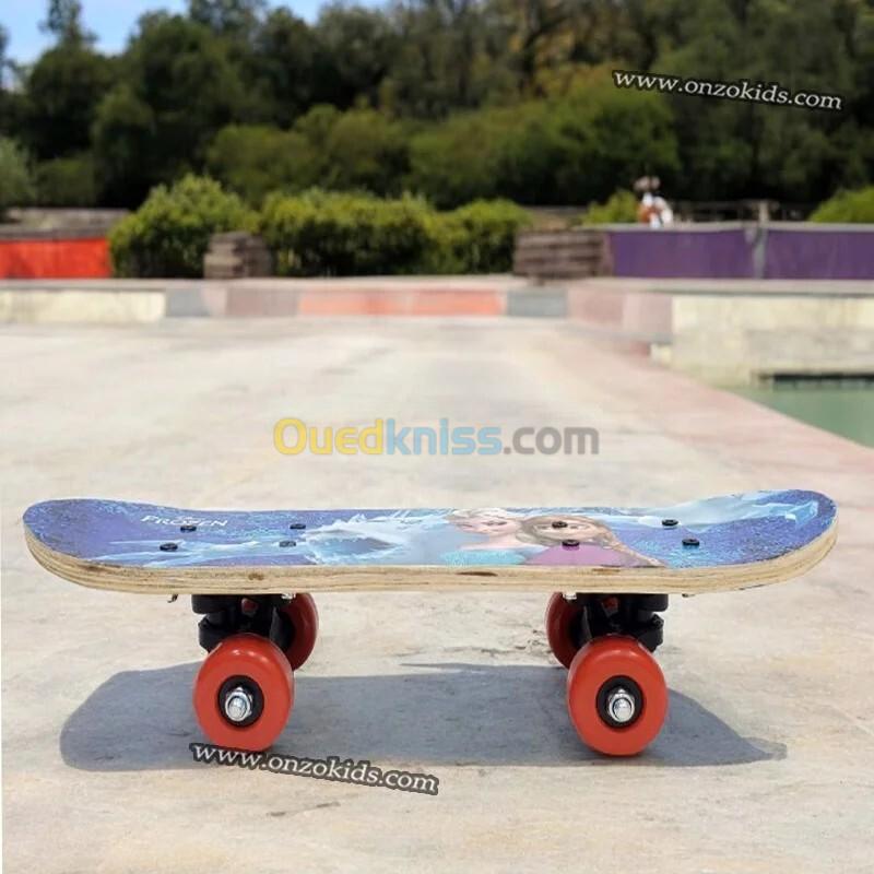 Skateboard, Planche a roulettes en bois pour enfant