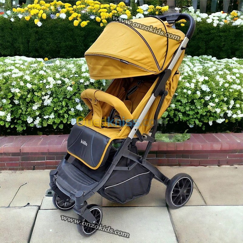 Poussette de luxe Compacte avec cache Pieds pour voyage - kidilo