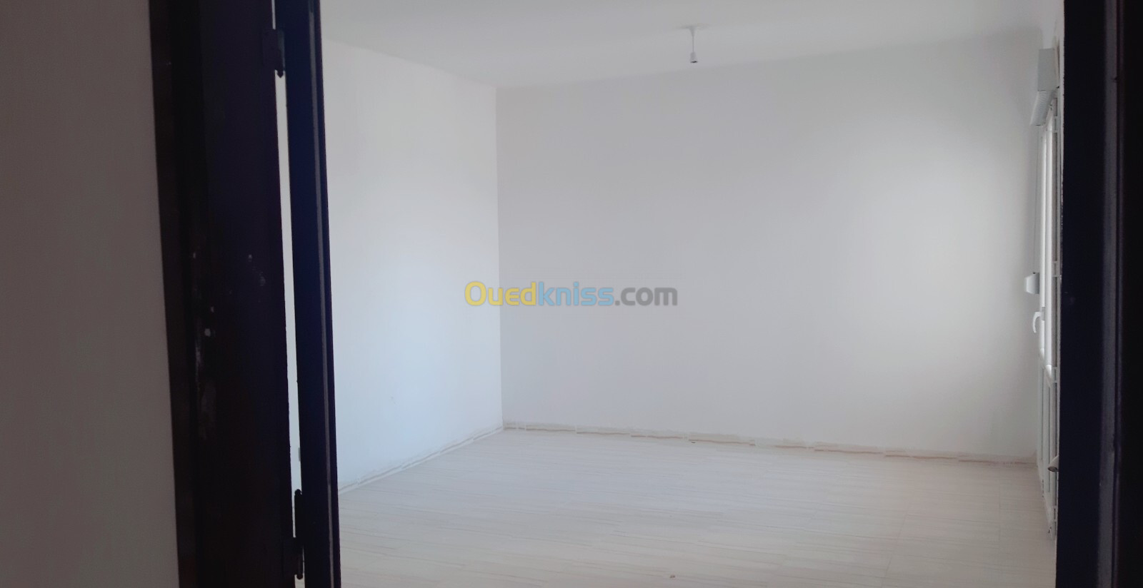 Location Appartement F04 Mostaganem Mostaganem