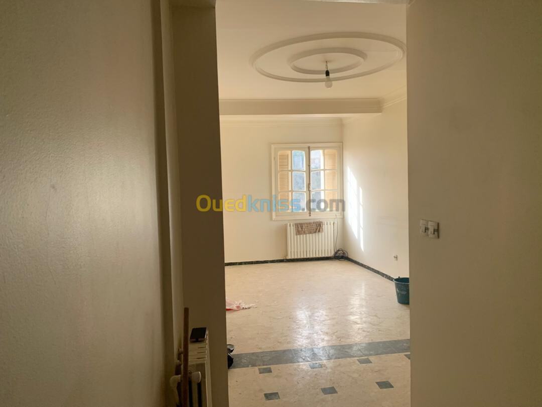 Location Appartement F3 Alger Hydra