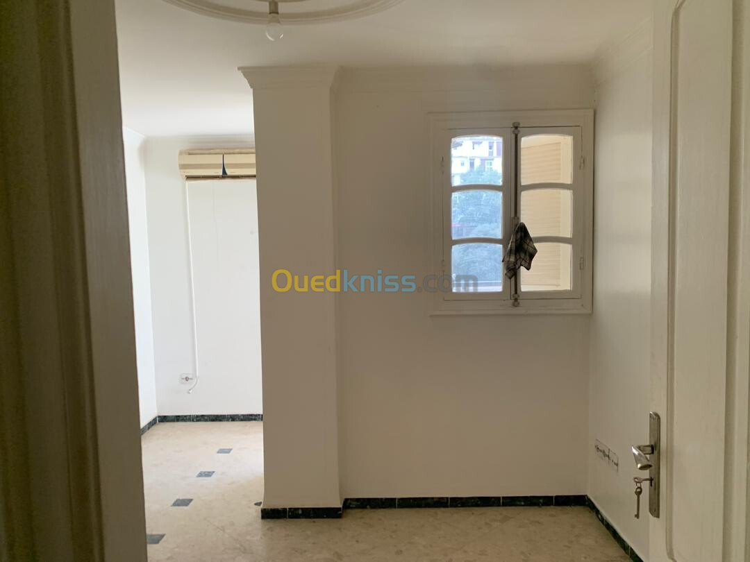 Location Appartement F3 Alger Hydra