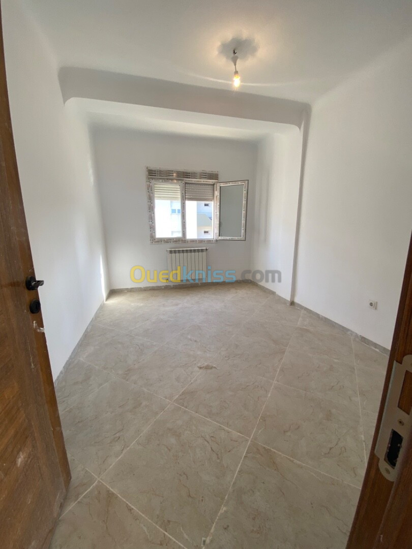 Vente Appartement F4 Tipaza Khemisti