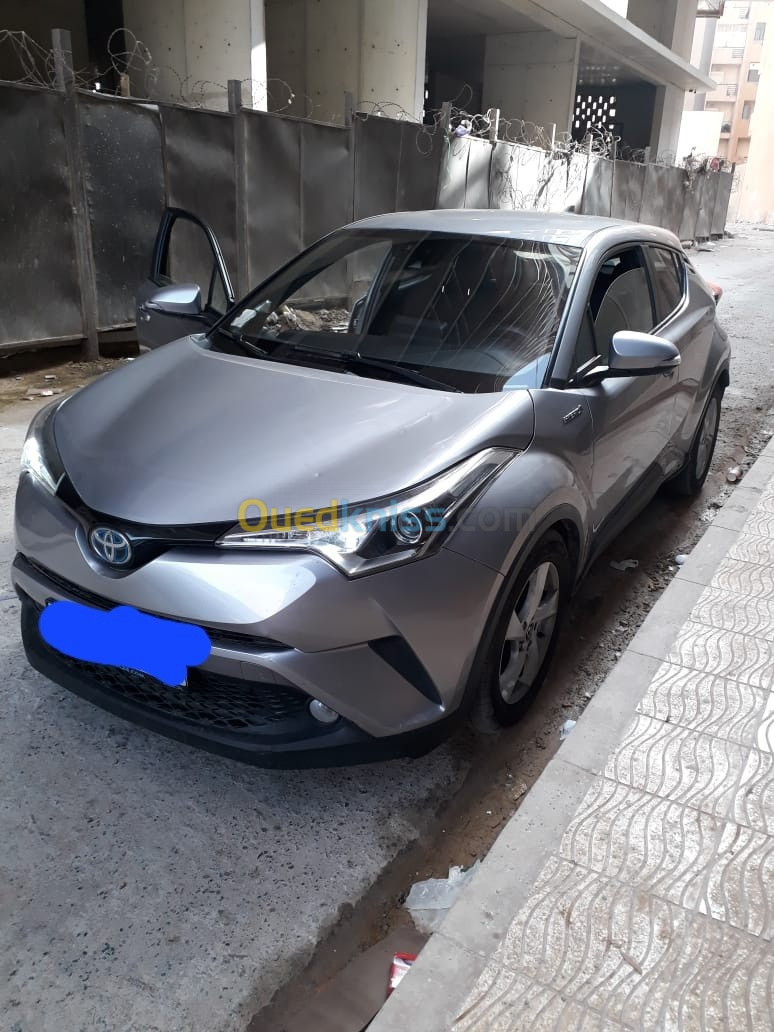 Toyota CHR 2018 HIBRID