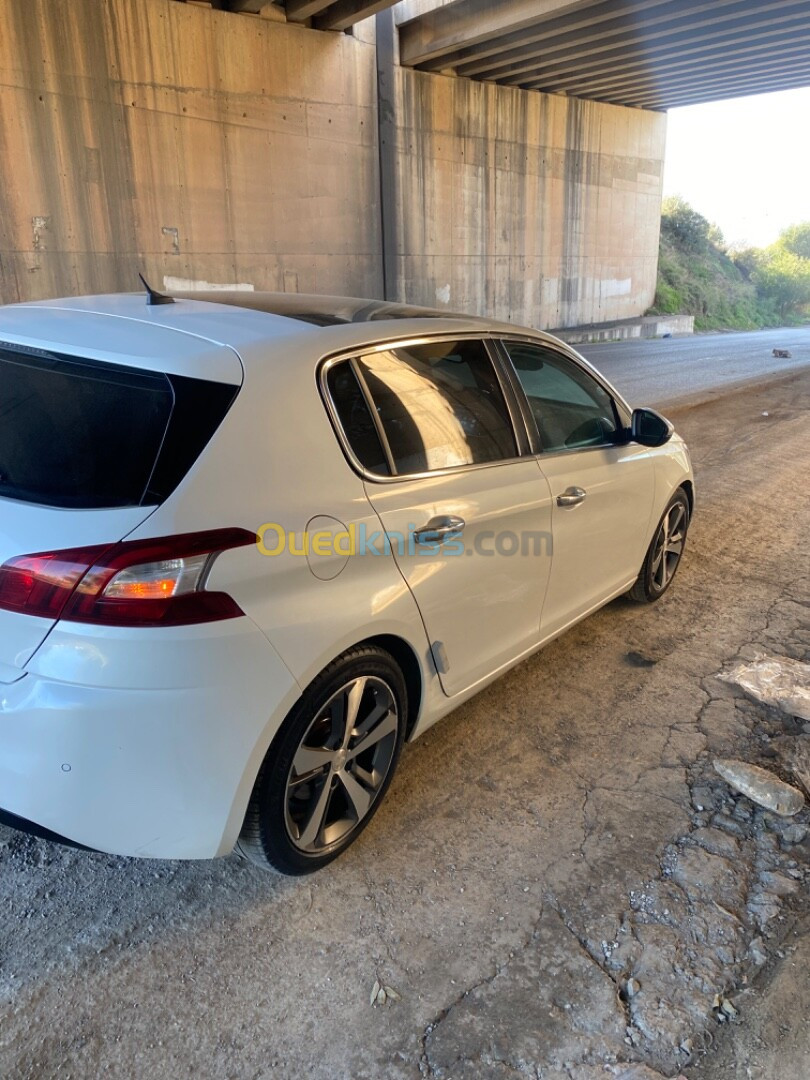 Peugeot 308 2016 