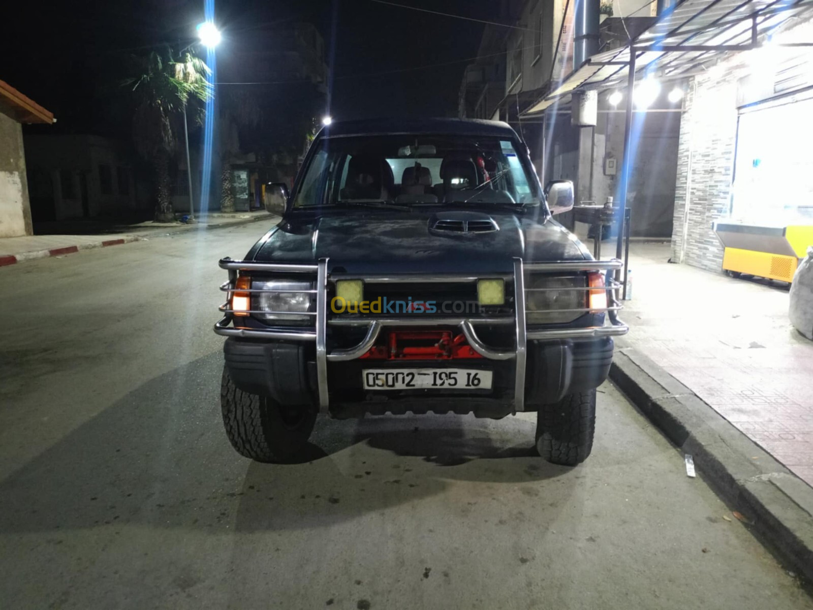 Mitsubishi Pajero Court 1995 