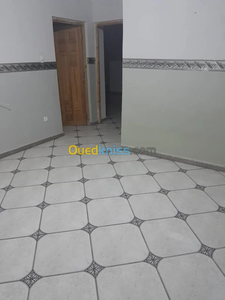 Location Niveau De Villa F4 Laghouat Laghouat