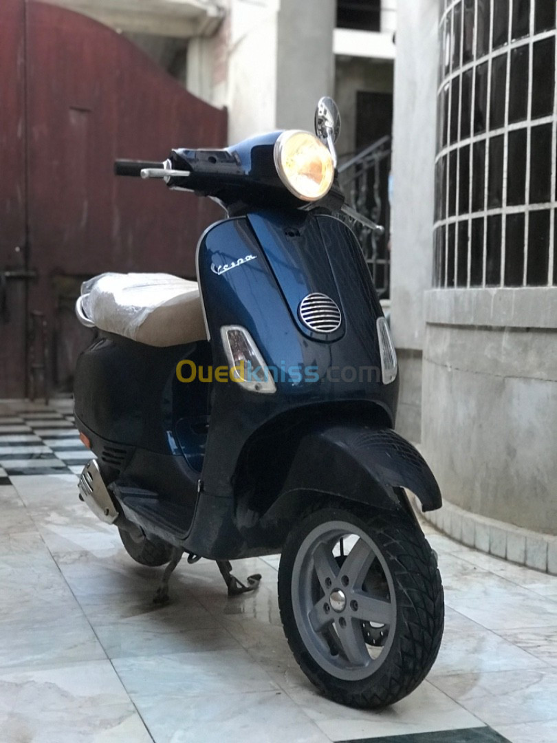 Vespa Lx50 2014