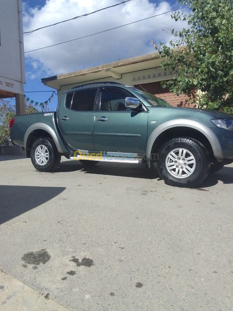 Mitsubishi L200 2011 Doube cabine Evolution