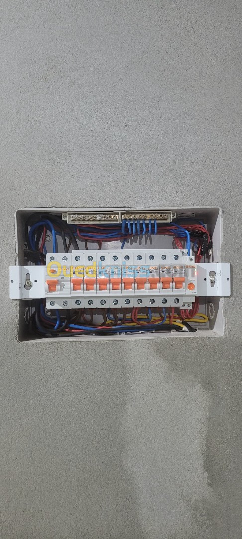 Électricien ambulant,كهربائي متنقل