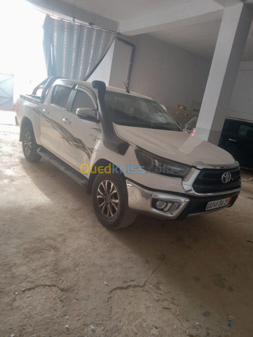 Toyota Hilux 2017 LEGEND DC 4x4 Pack Luxe