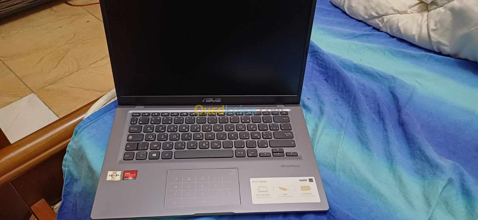 ASUS 14" D415D AMD ATHLON GOLD 4GO 1TB