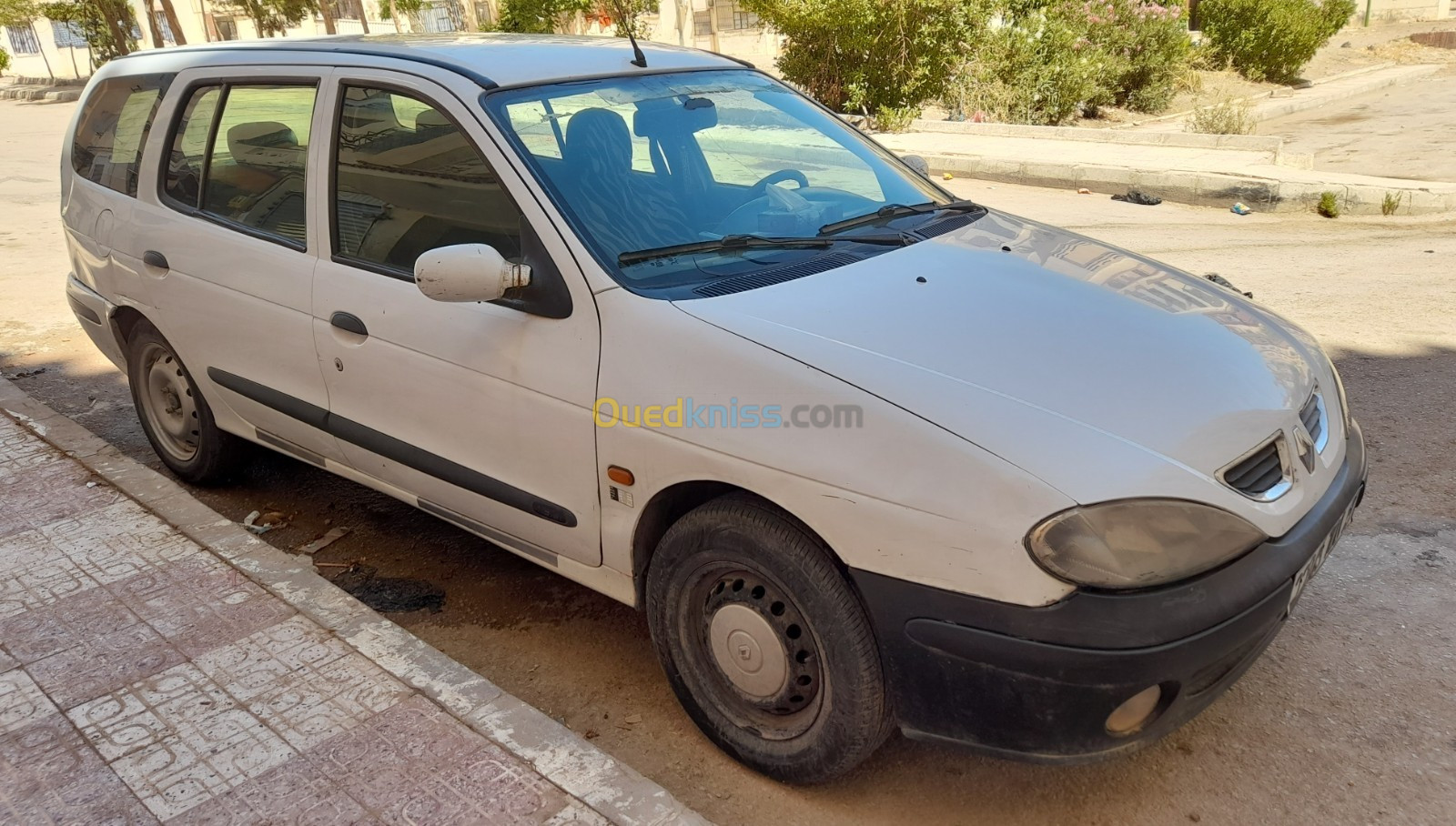 Renault ميقان براك 2000 نظيفة