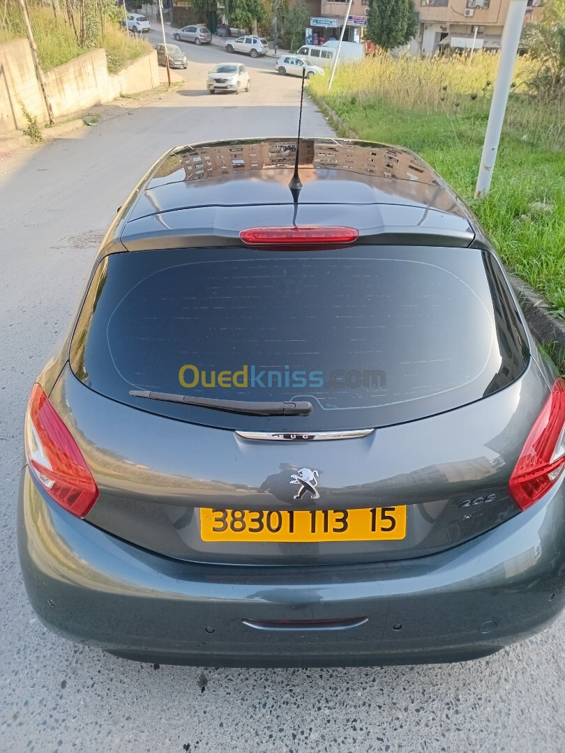 Peugeot 208 2013 Allure