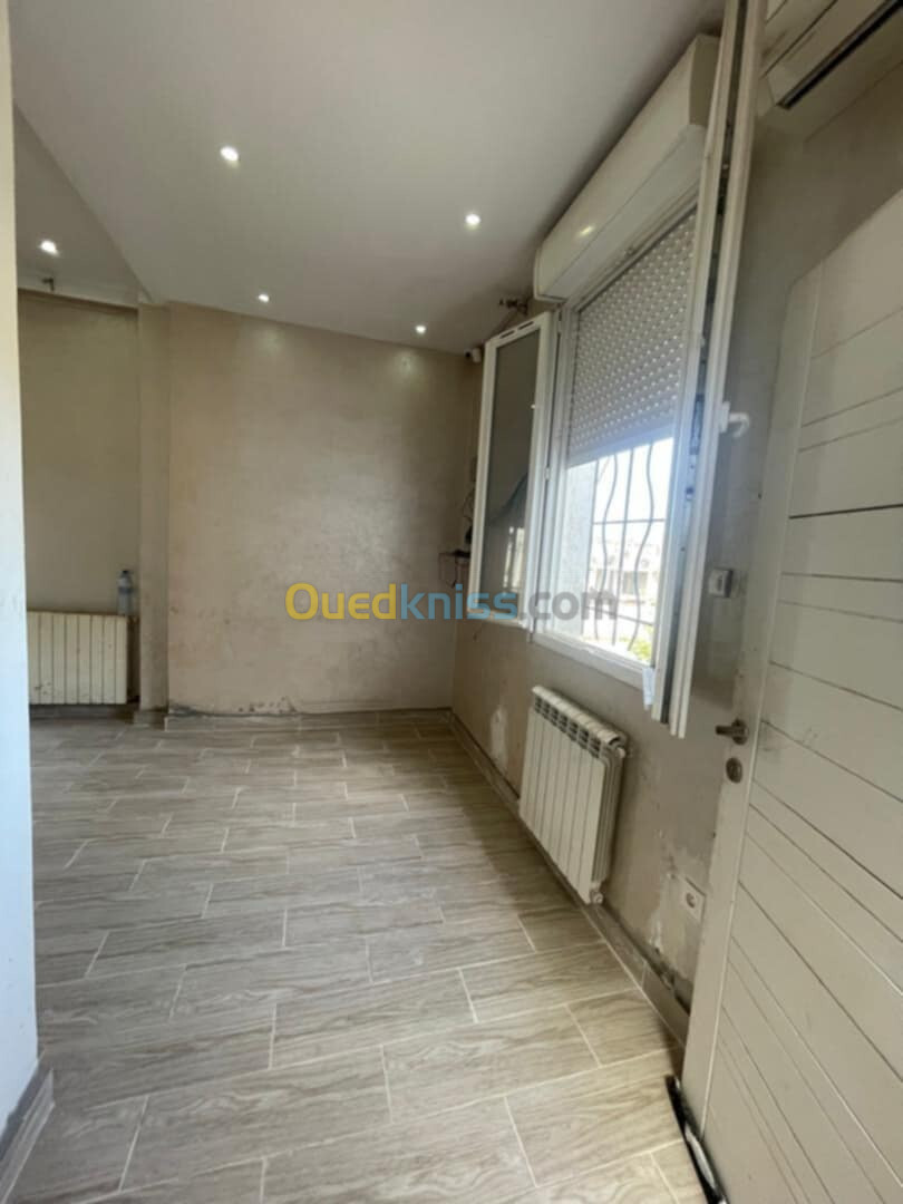 Vente Niveau De Villa F3 Alger Ain benian