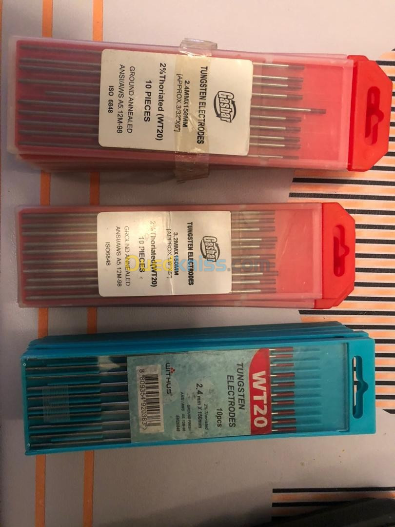 Électrodes de tungstène de soudage TIG +  Clé Echafaudage la marque Force "19/22" + Thermomètre Fluke Ref 561 IR + Vibrometer (BO63A) BLUEBIRD + Makita DTW 285 RME  68V + Fitok SS-AM-FT6-NS4 + Full-face respirator 731-C CLIMAX 