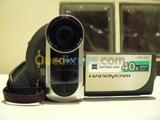 Caméscope Sony DCR-HC37 HandyCam Mini DV Camcorder