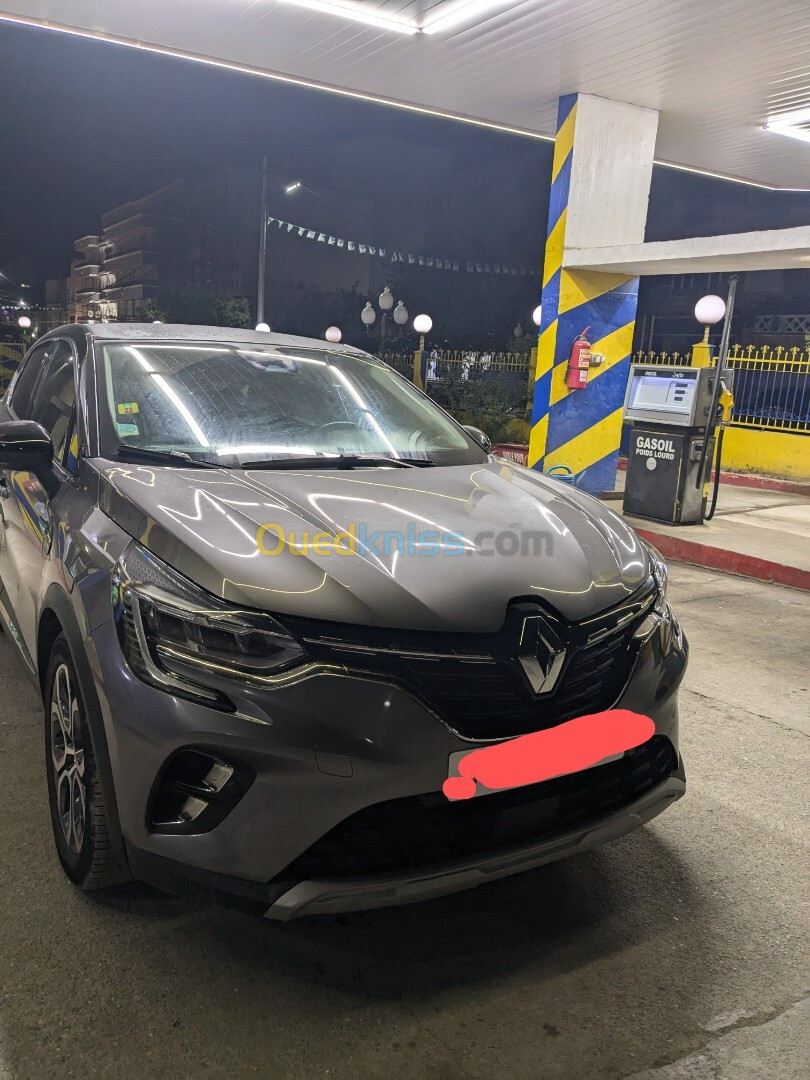 Renault Captur 2021 E tech hybrid