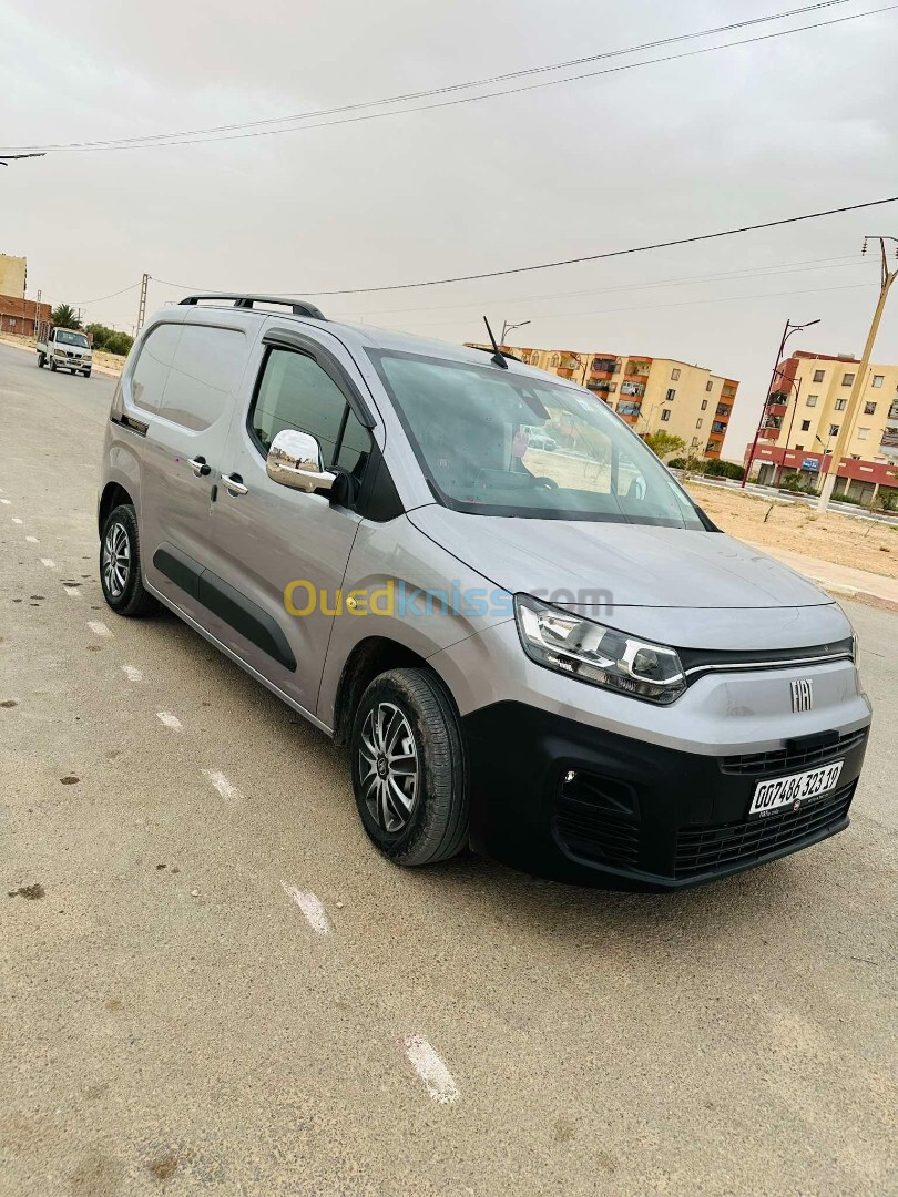 Fiat doblo Italie 2023 