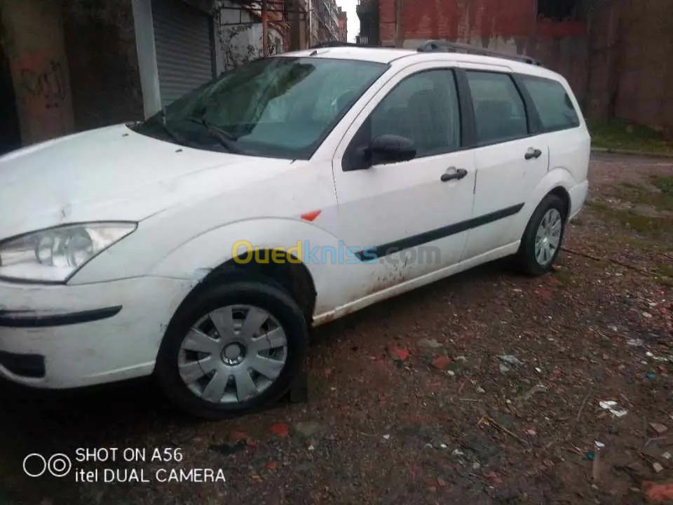 Ford Focus 5 portes 2003 Berak