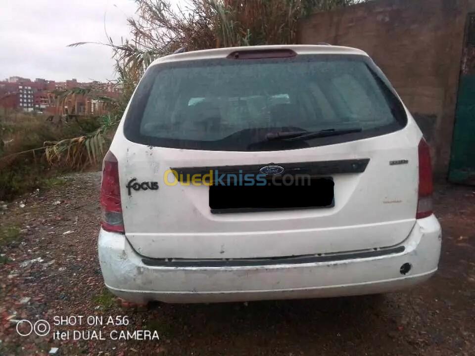 Ford Focus 5 portes 2003 Berak