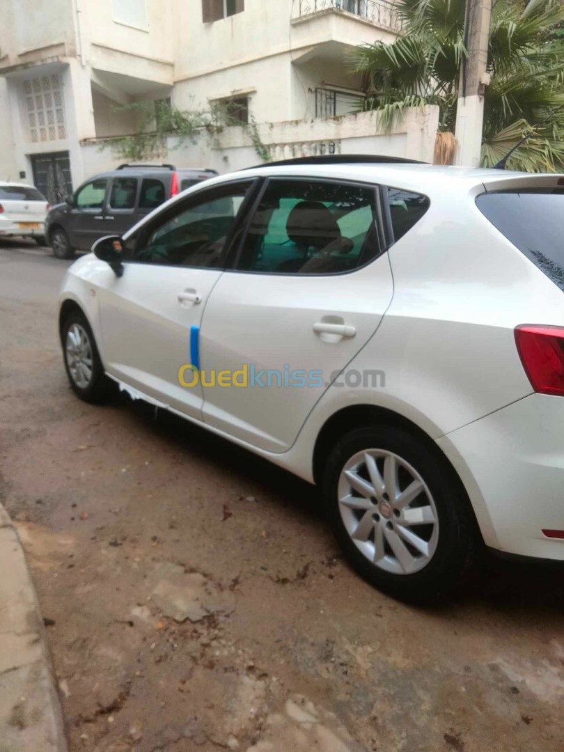 Seat Ibiza 2012 Fully +Toit ouvrant