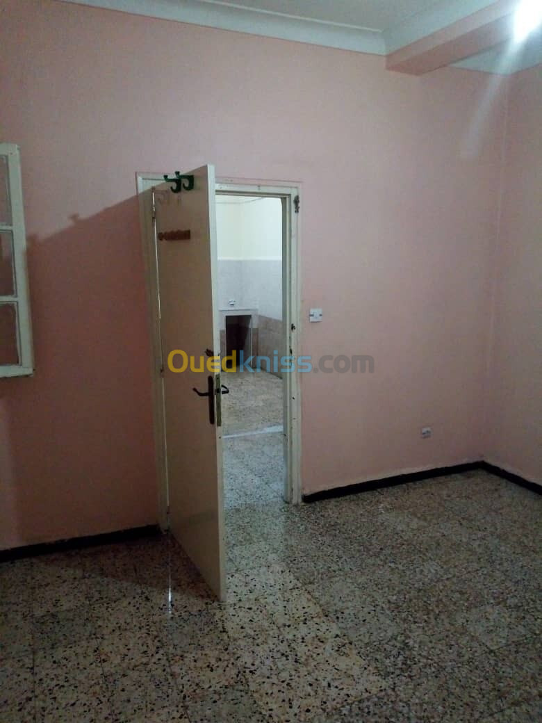 Location Appartement F1 Alger Rouiba