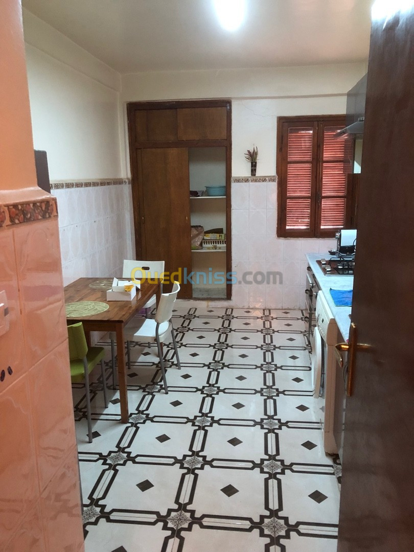 Location Appartement F3 Alger Ben aknoun