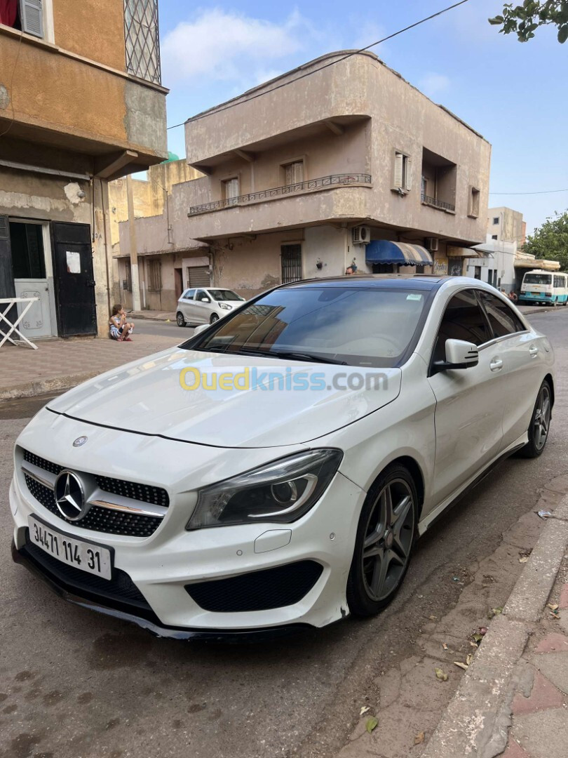 Mercedes CLA 2014 Coupé Exclusif + AMG 