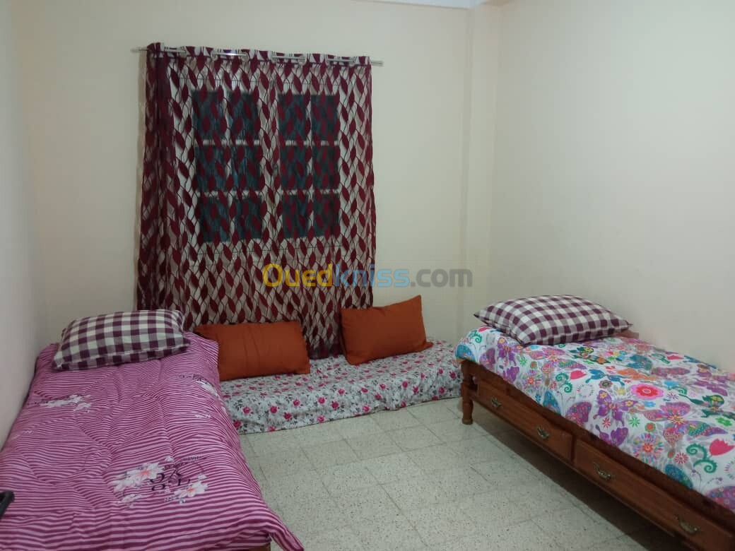 Location vacances Appartement F3 Alger Bab ezzouar