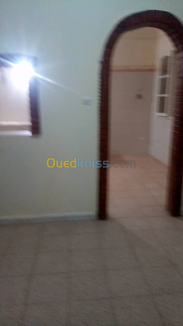 Location Niveau De Villa F2 Boumerdès Ouled hedadj