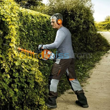 STIHL HS 82 r  هابط كابة ألمانيا جديد 